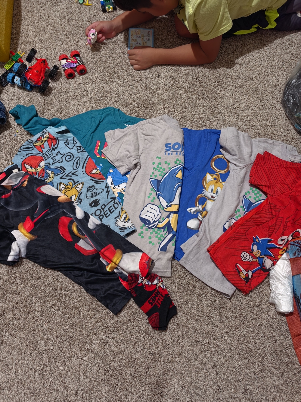 Sonic the Hedgehog Kids Pajama and Tee Set - Blue, Gray, Red